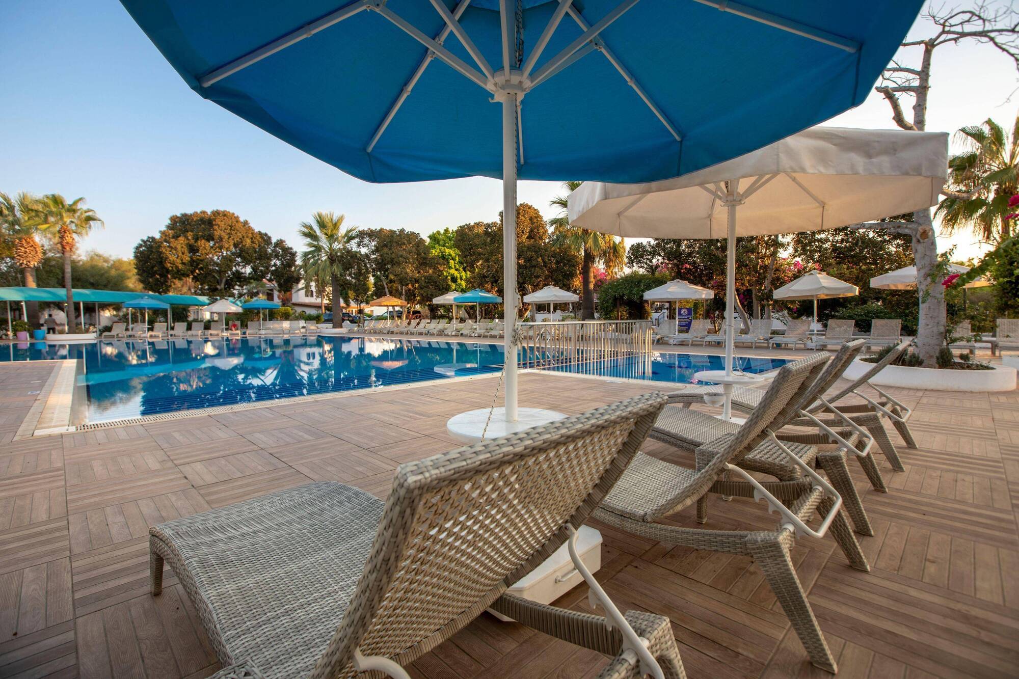 Merit Cyprus Gardens Holiday Famagusta  Exterior foto